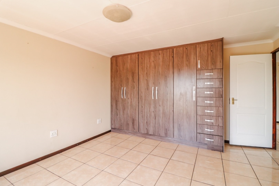 3 Bedroom Property for Sale in Fleurdal Free State